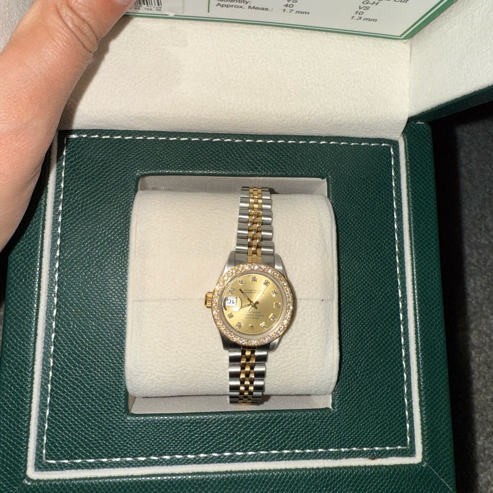 Rolex Gold and Silver Jubilee Watch-women - Picture 5 of 15